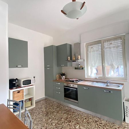 Alloggio Ugo Foscolo Monopoli Εξωτερικό φωτογραφία